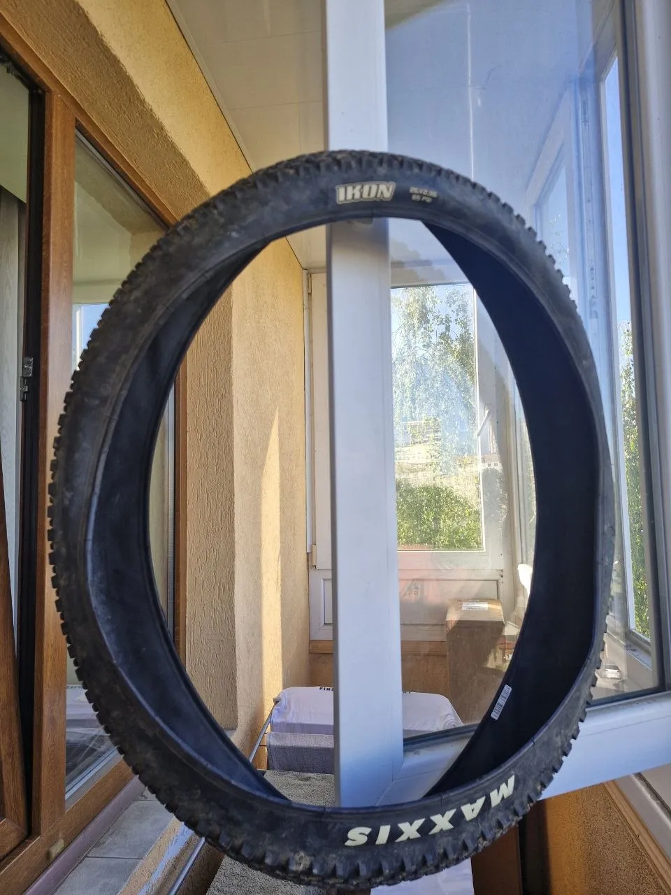 Покришка Maxxis Ikon 26x2.35 OEM фото 1