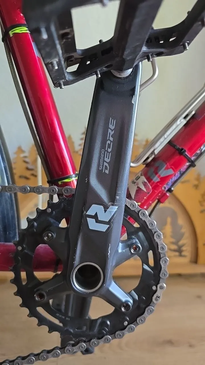 Шатуни Shimano Deore з титановими банками фото 1
