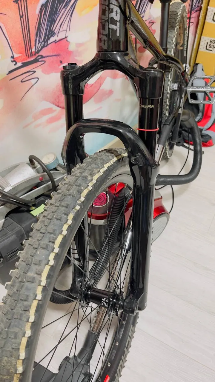 Rock Shox Lyrik Ultimate 2.1 вилка 27.5 Boost фото 1
