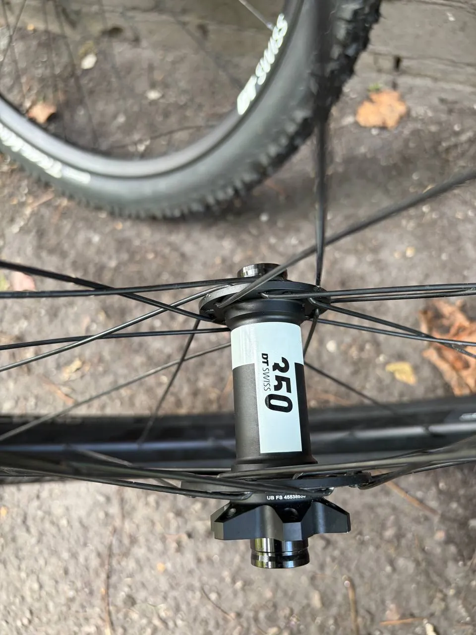 Enduro Gravity вилсет DT Swiss + Bontrager колеса 29" фото 3