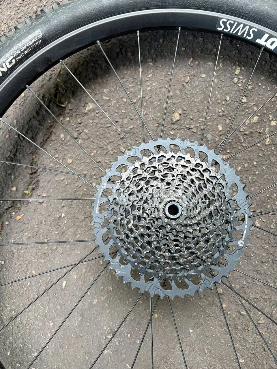 Enduro Gravity вилсет DT Swiss + Bontrager колеса 29" фото 7