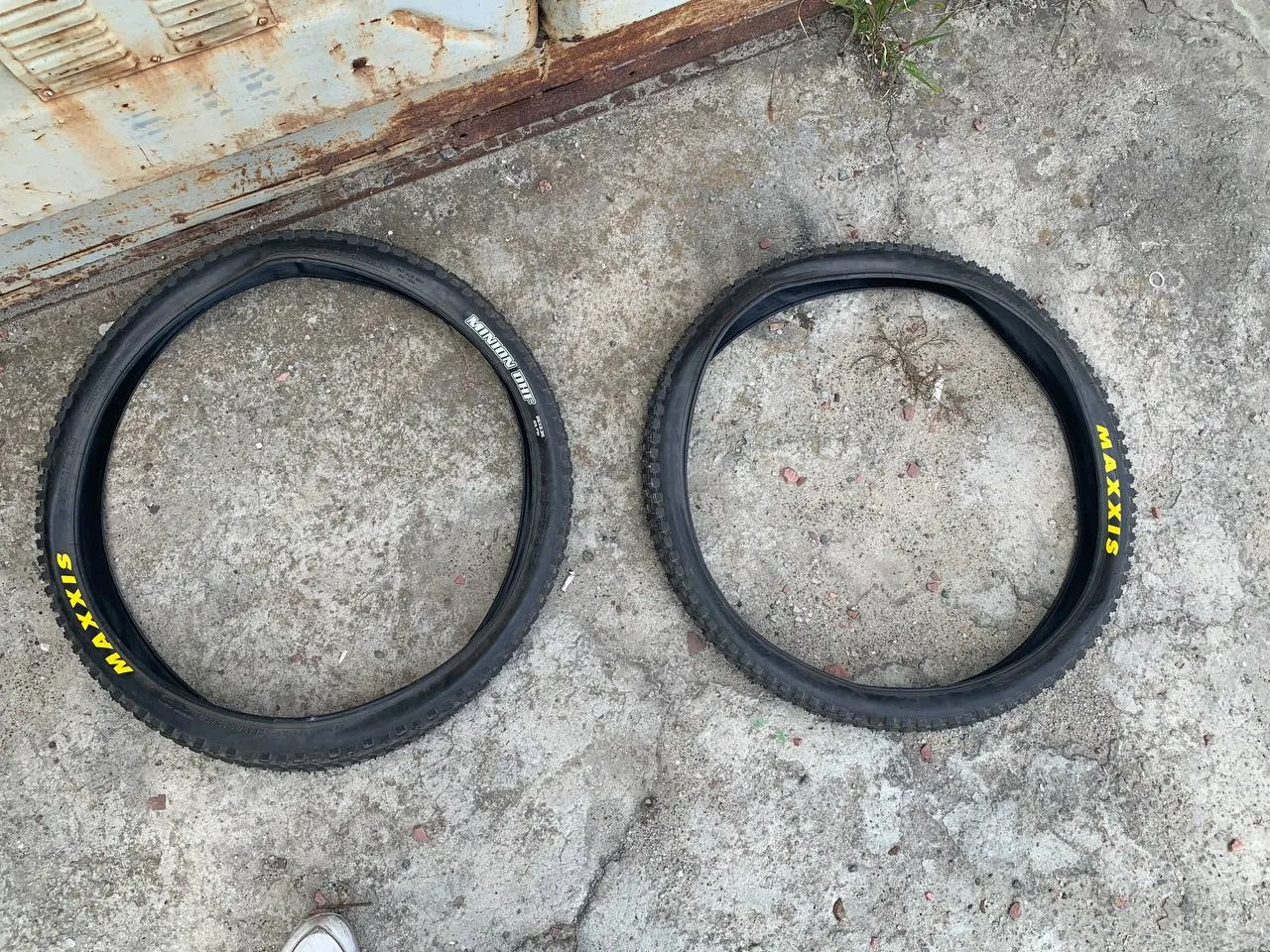 MAXXIS MINION DHF 26 2.35 (2 шт) фото 1
