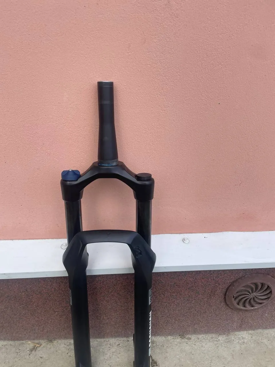RockShox Recon Silver RL Solo Air 120 мм вилка фото 3