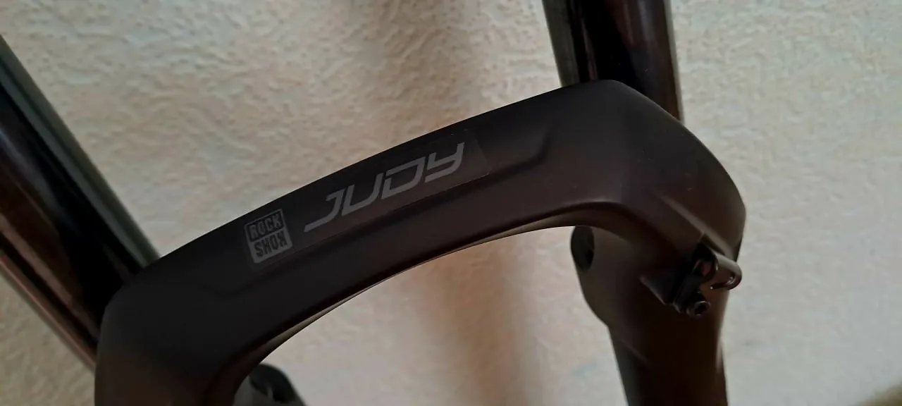 Передня вилка Rock Shox JUDY Silver TK 27.5" 130 мм фото 3