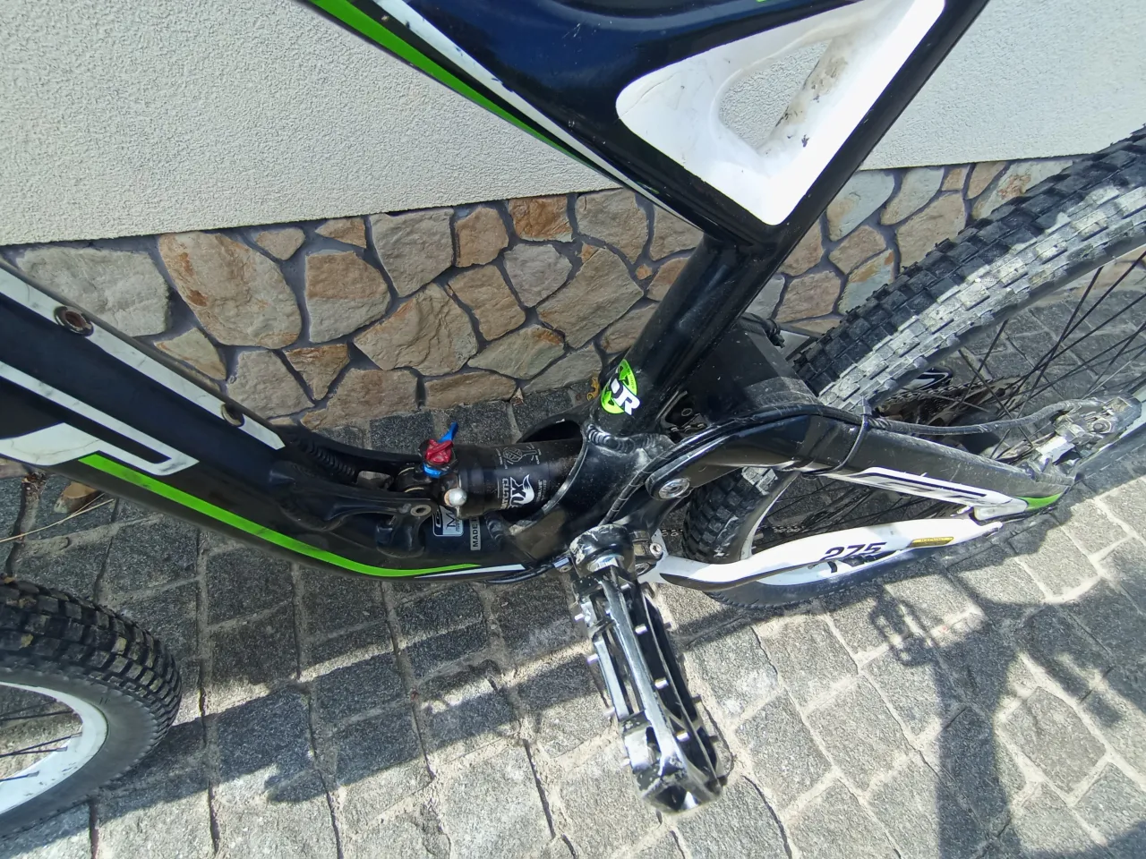 Велосипед GT Sensor Elite 2014 двопідвіс фото 6