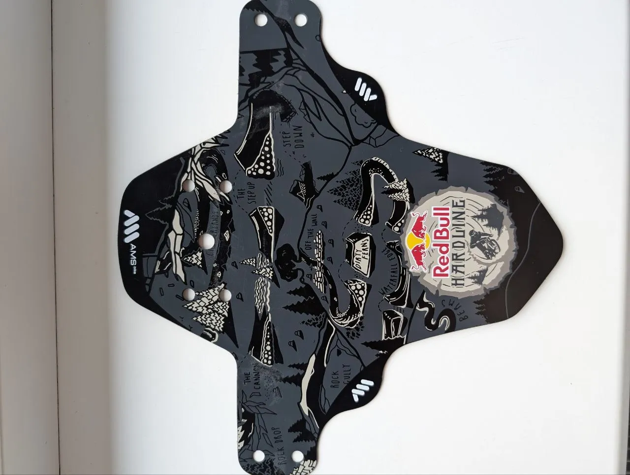 Болотник All Mountain Style Red Bull Hardline фото 1
