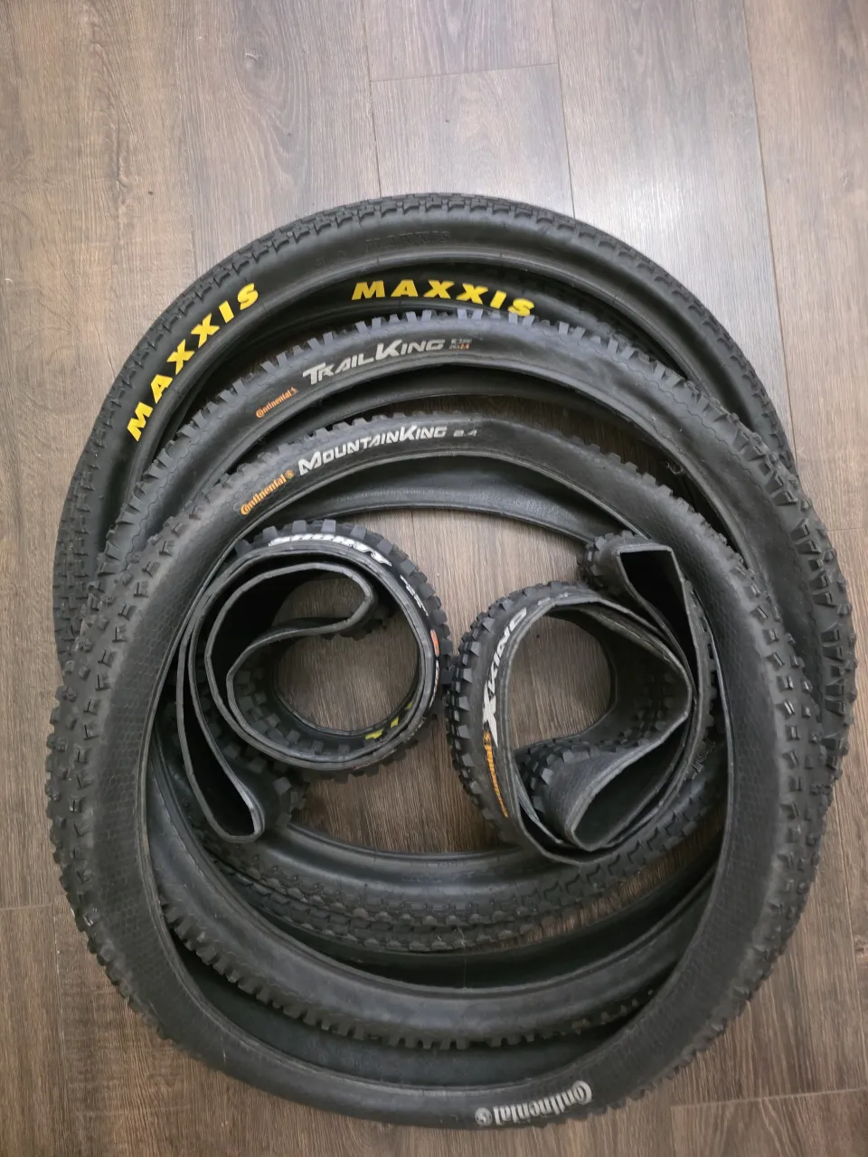 Maxxis Shorty 26" 2.5 + Continental X-King 26" 2.4 фото 1