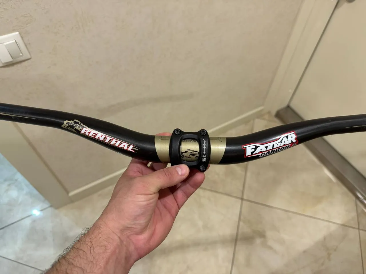 Кермо Renthal Fatbar Carbon 35 800 30mm фото 1