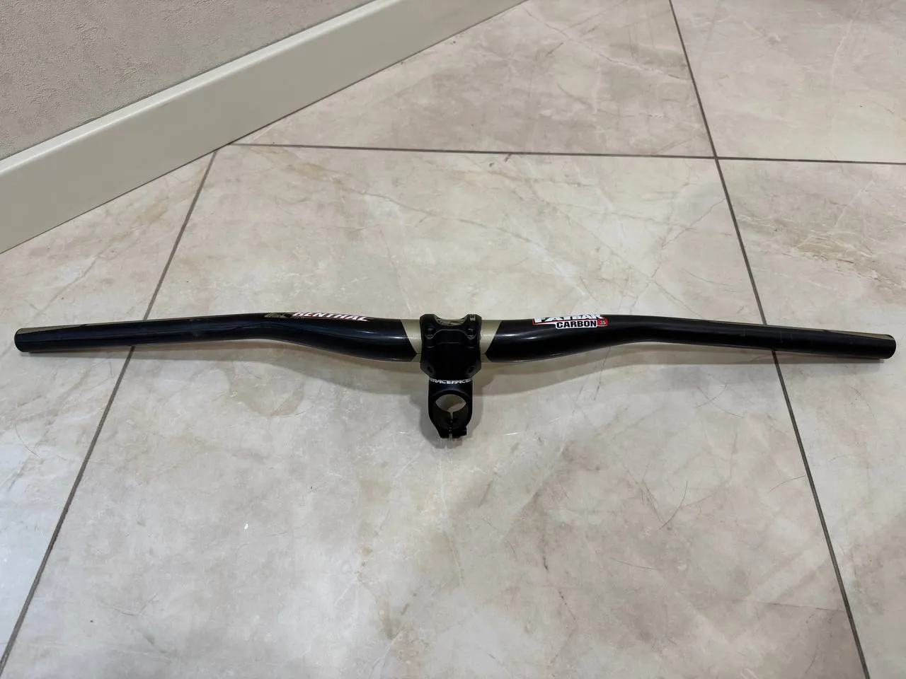 Кермо Renthal Fatbar Carbon 35 800 30mm фото 6