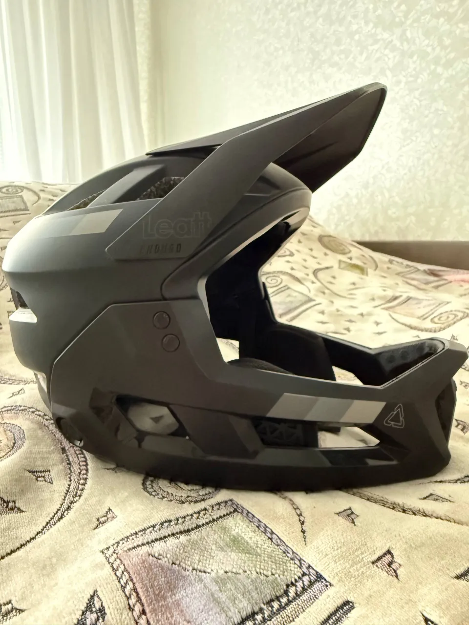 Шолом LEATT Helmet MTB 2.0 Enduro фото 4