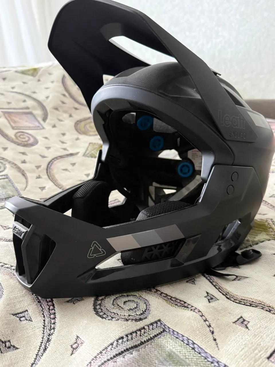 Шолом LEATT Helmet MTB 2.0 Enduro фото 6