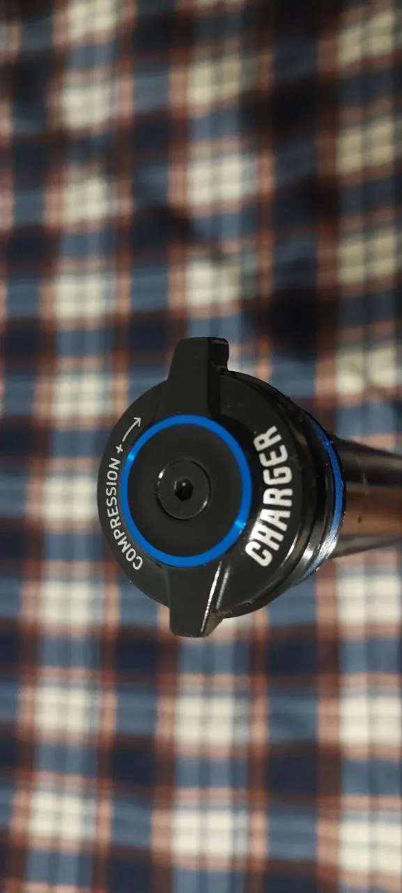 Rock Shox Charger Damper RC + Deluxe Select R + повітряна пружина Lyrik фото 2
