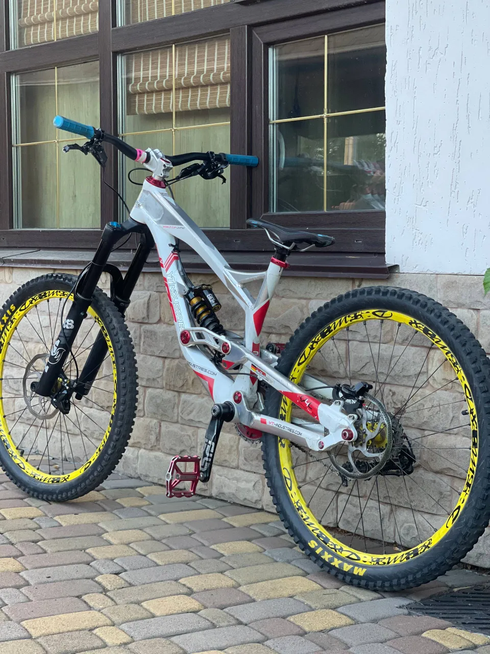 YT Tues 2017 AL M фото 2