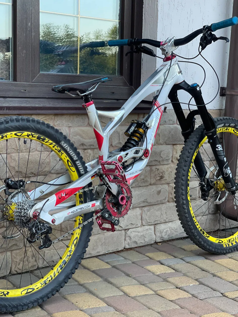 YT Tues 2017 AL M фото 7