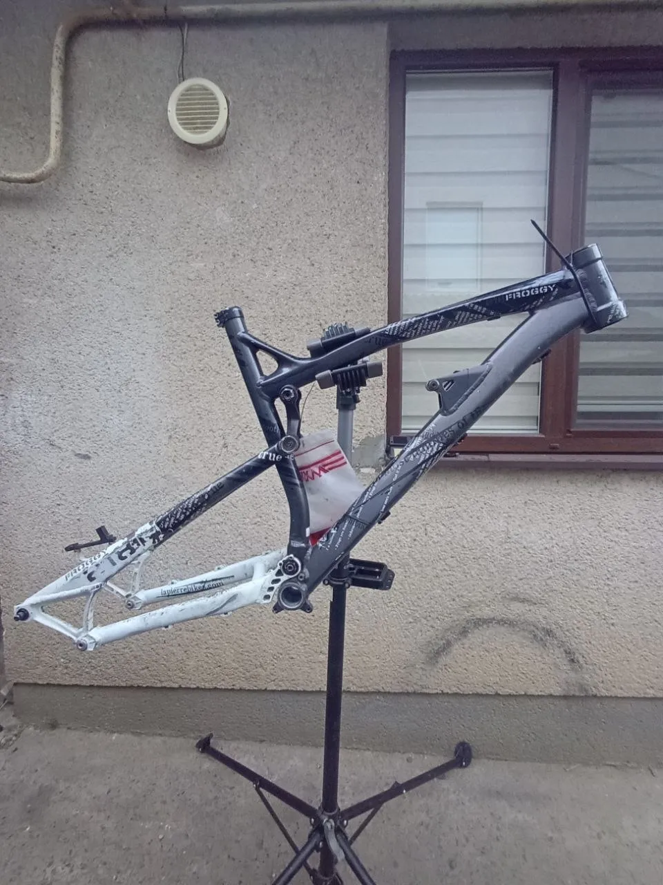 Рама Lapierre Froggy 218 L + амортизатор Rock Shox Vivid R2C фото 1