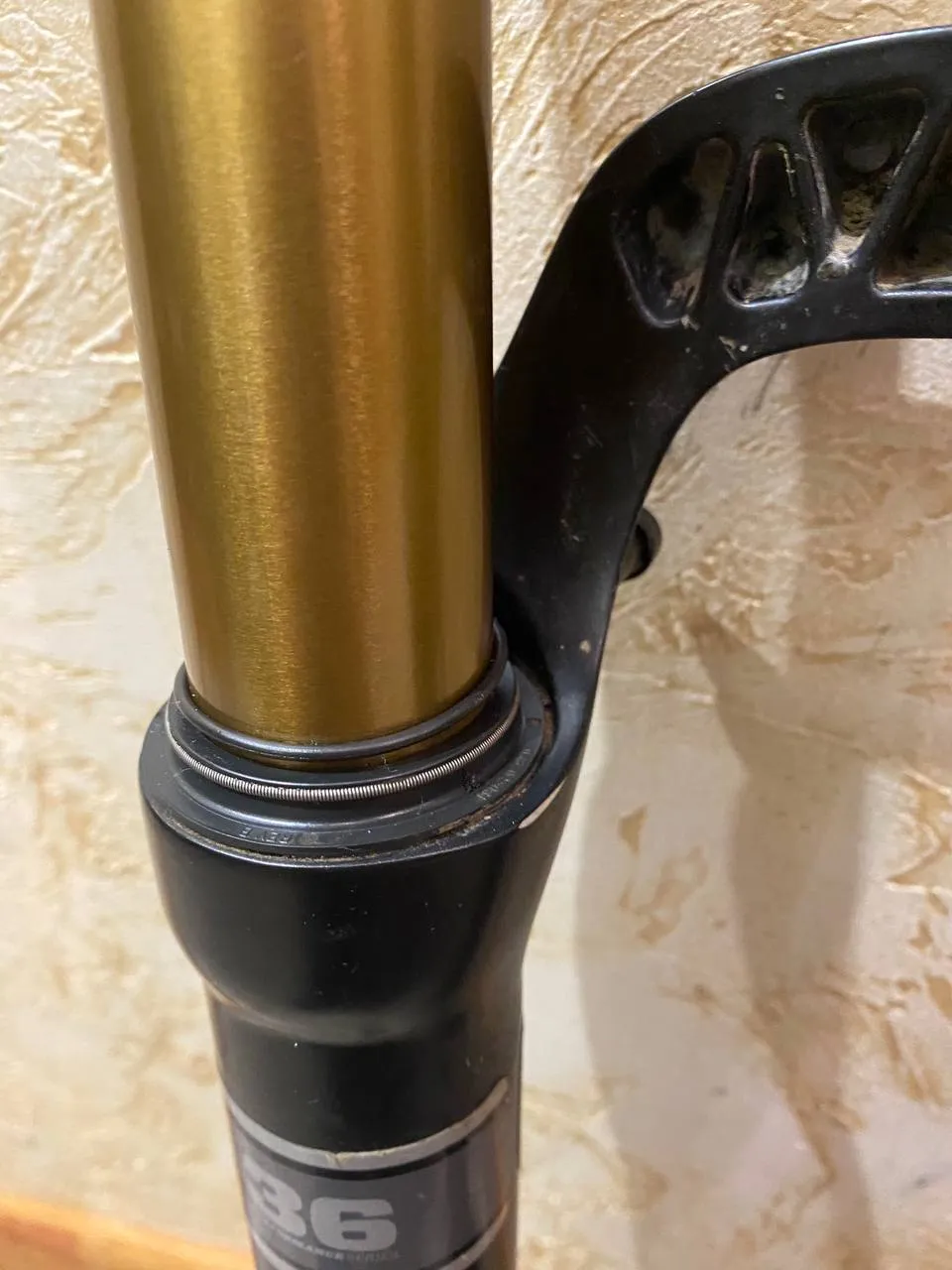 Вилка Fox 36 Kashima 26" + втулка на RockShox Lyrik + втулка фото 5