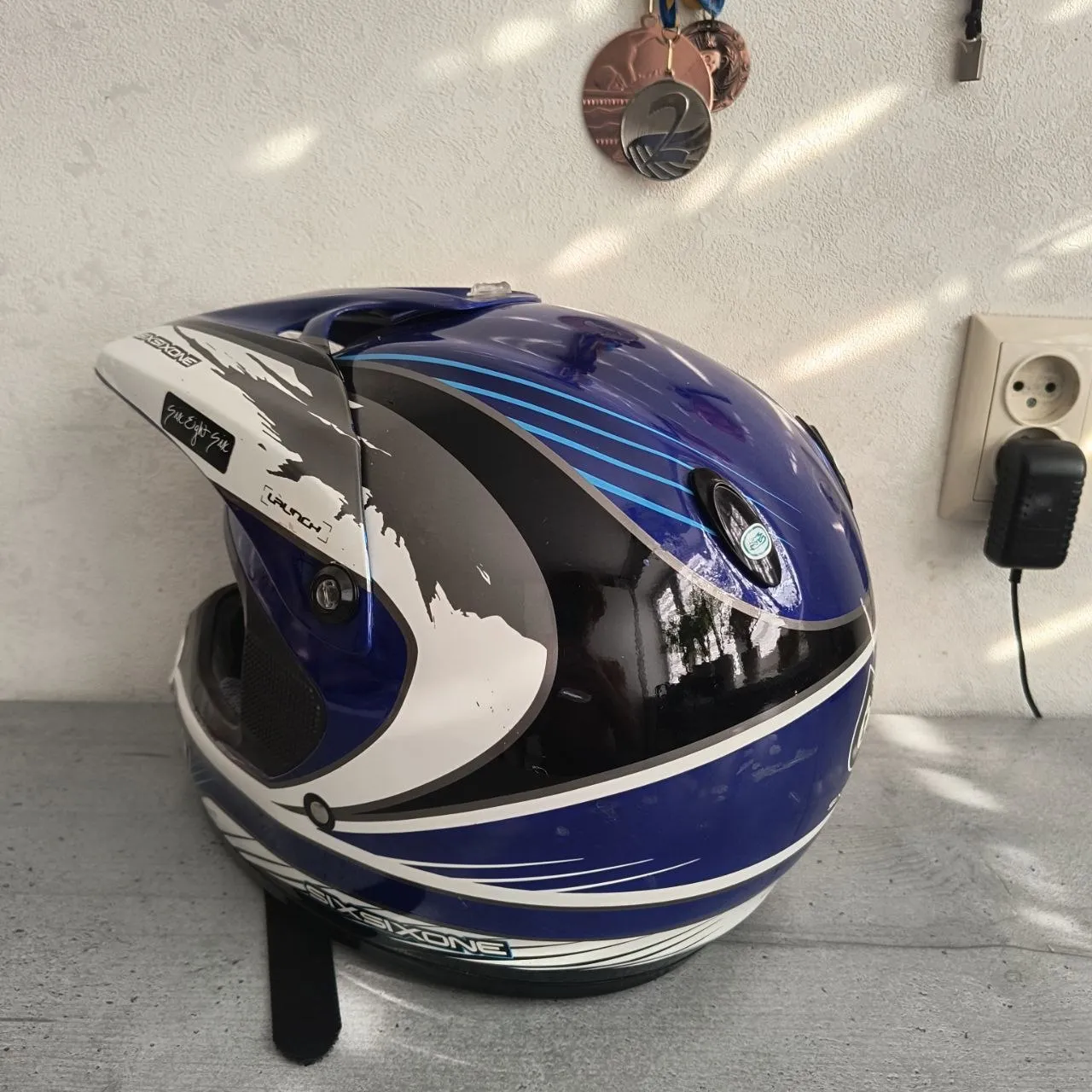 Шолом SixSixOne Launch XL фото 3