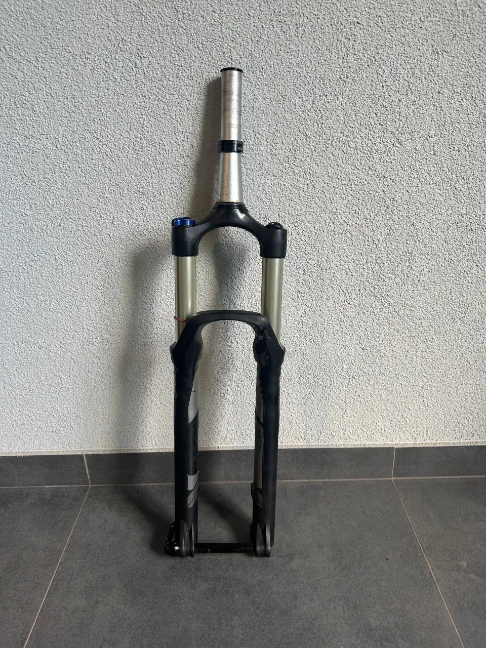 Rock Shox Sektor 29 130mm вилка фото 1