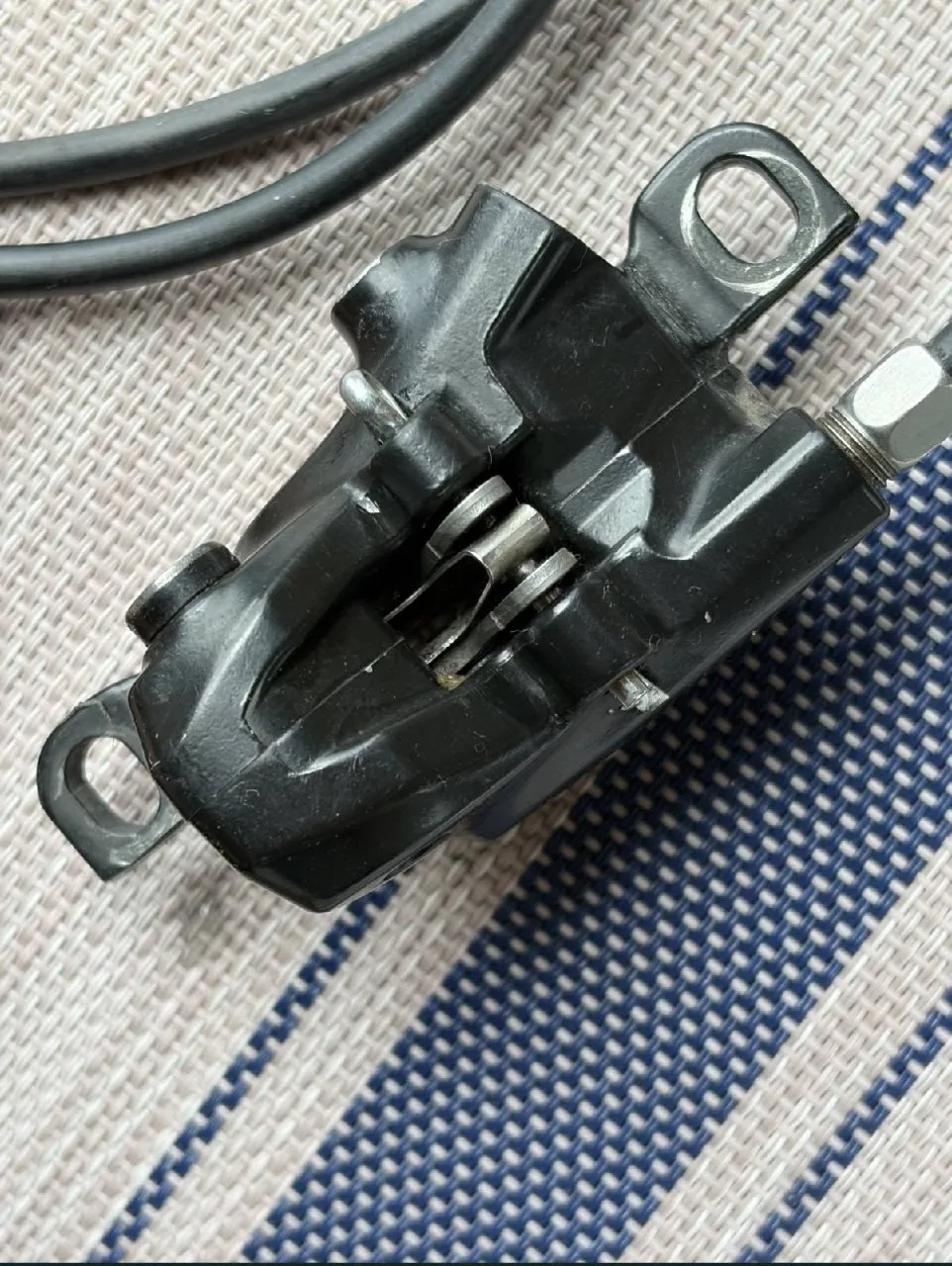 Гальмо заднє Shimano BR-MT200 дискове гідравлічне фото 6