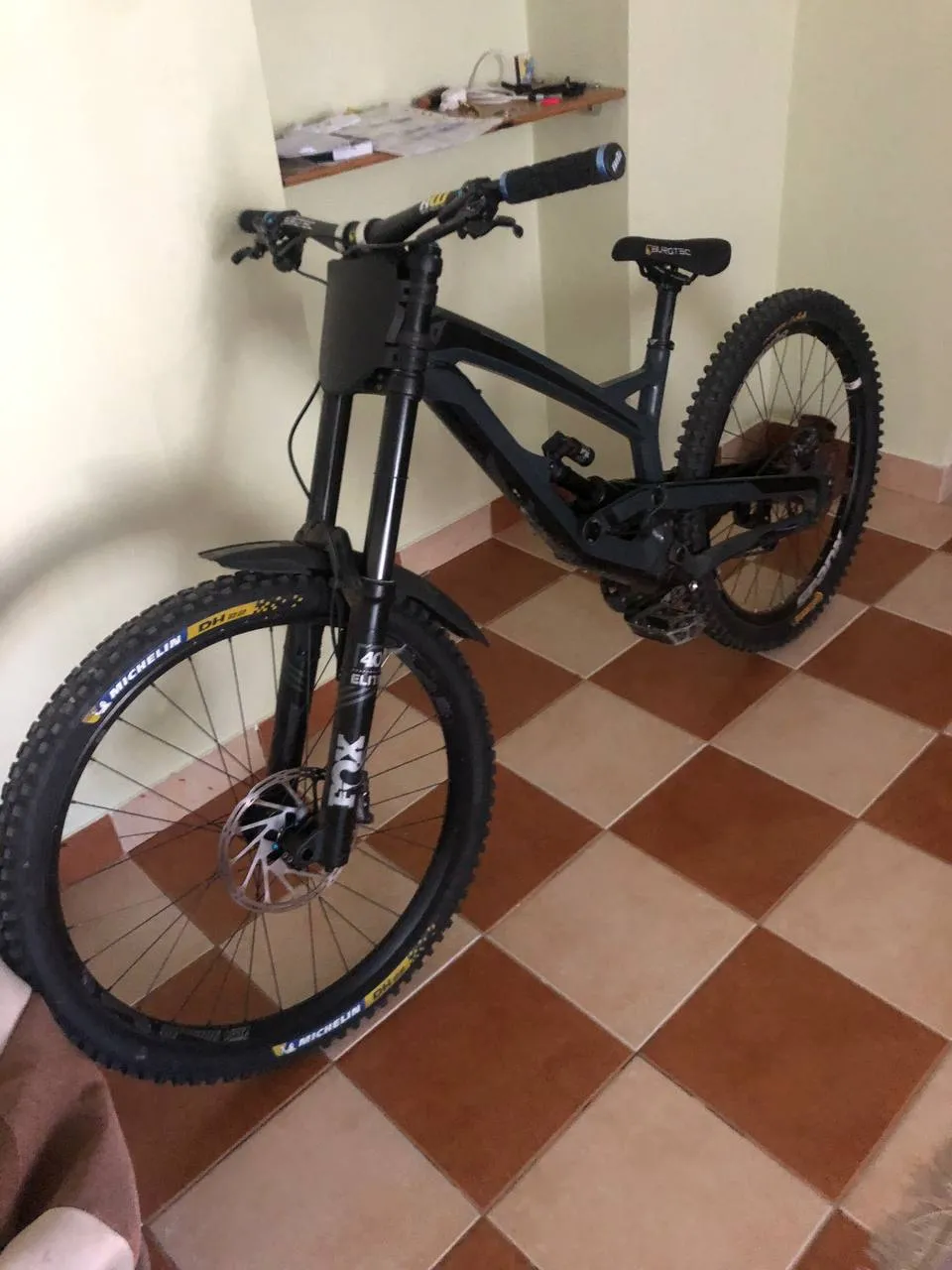 YT Tues 2018 CF карбоновий фото 6