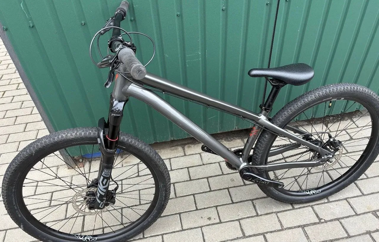 Рама MTB Dirt/Street: Canyon Stitched 360, Specialized P3, Trek Ticket фото 2