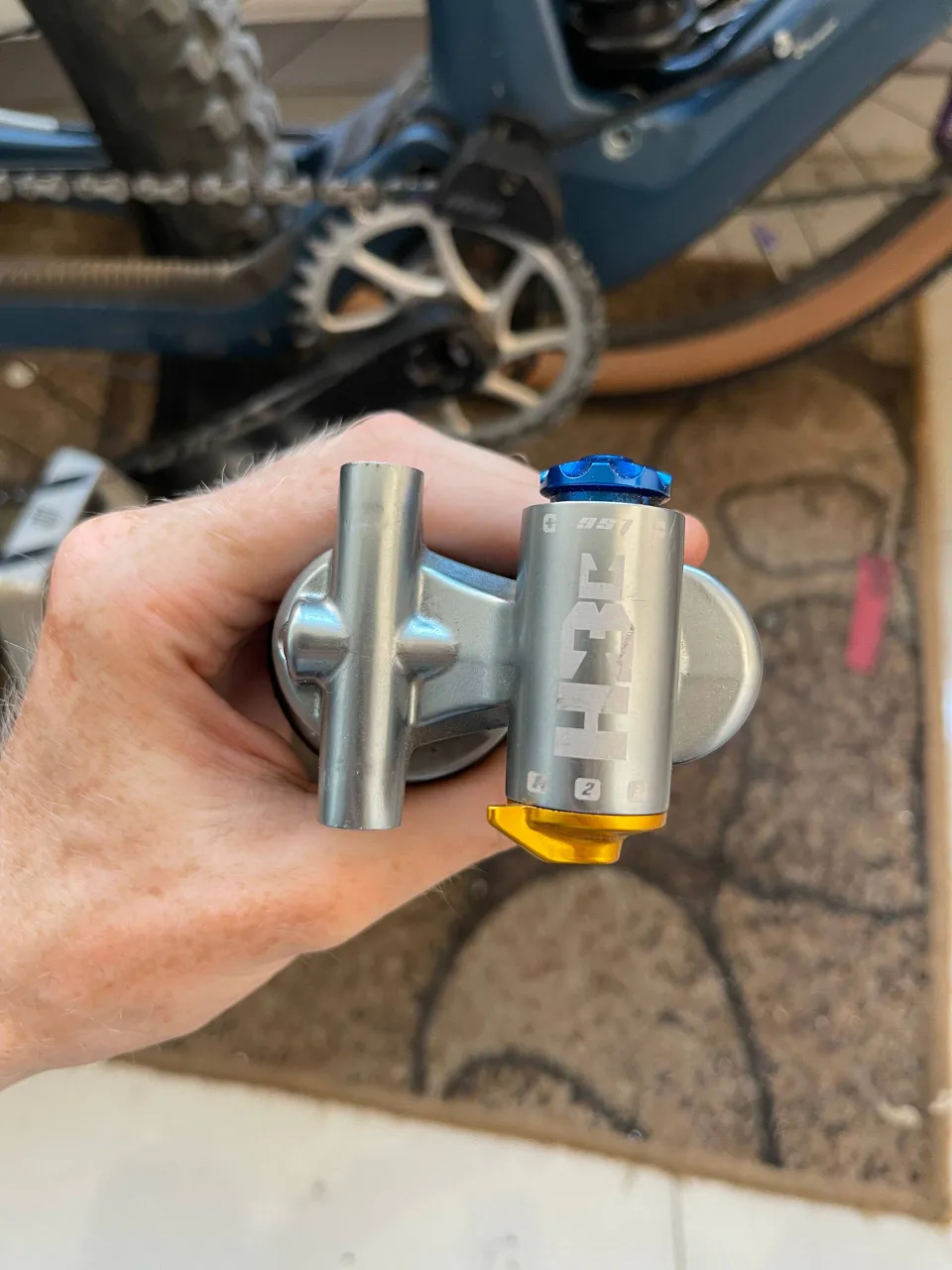 Амортизатор X-Fusion H3C coil 205/62.5 trunnion + пружина DVO LS фото 3