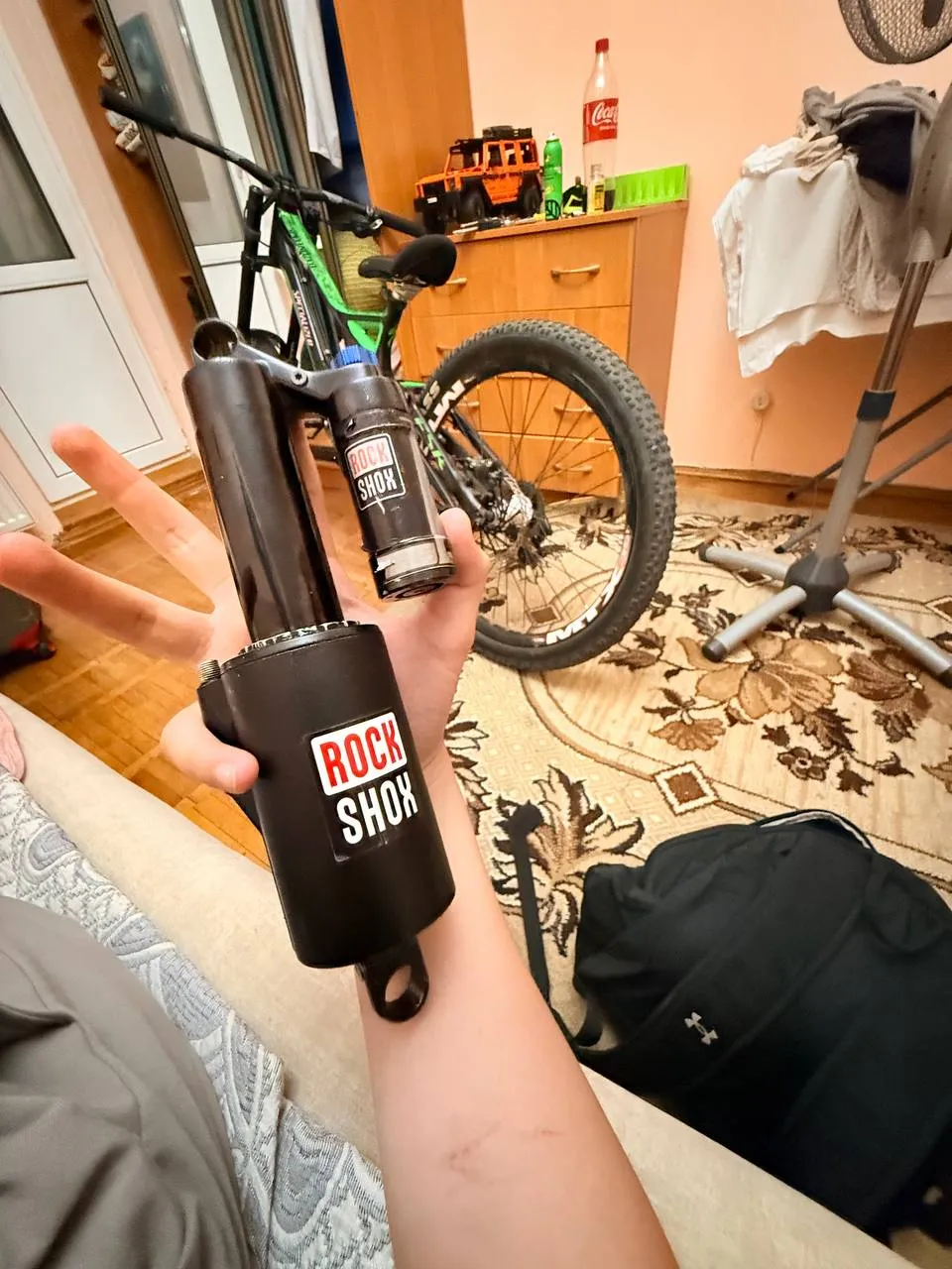 Амортизатор RockShox Vivid Air 240x76 фото 4