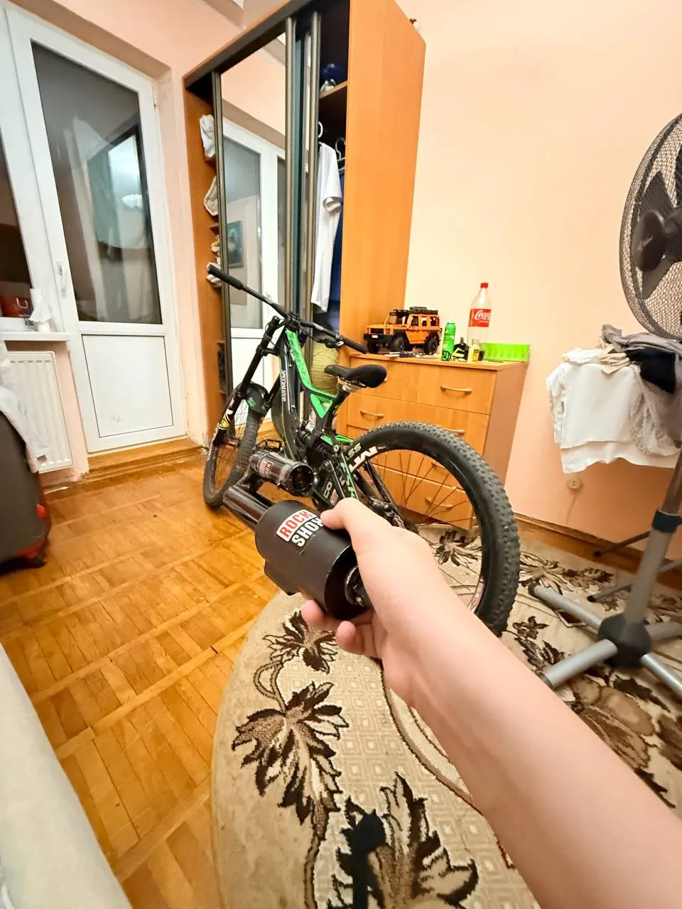 Амортизатор RockShox Vivid Air 240x76 фото 1