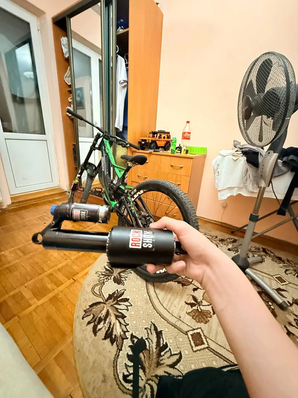 Амортизатор RockShox Vivid Air 240x76 фото 2