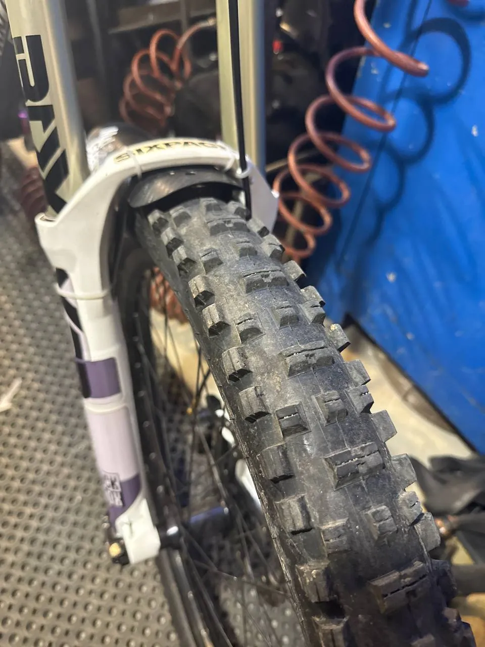 Покришки Schwalbe Magic Mary 26×2.5 на Maxxis або Continental фото 1