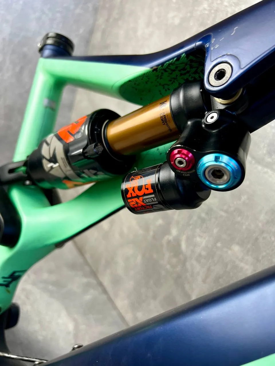 Рама Orbea Rallon M-Team + амортизатор Fox Float X2 фото 3