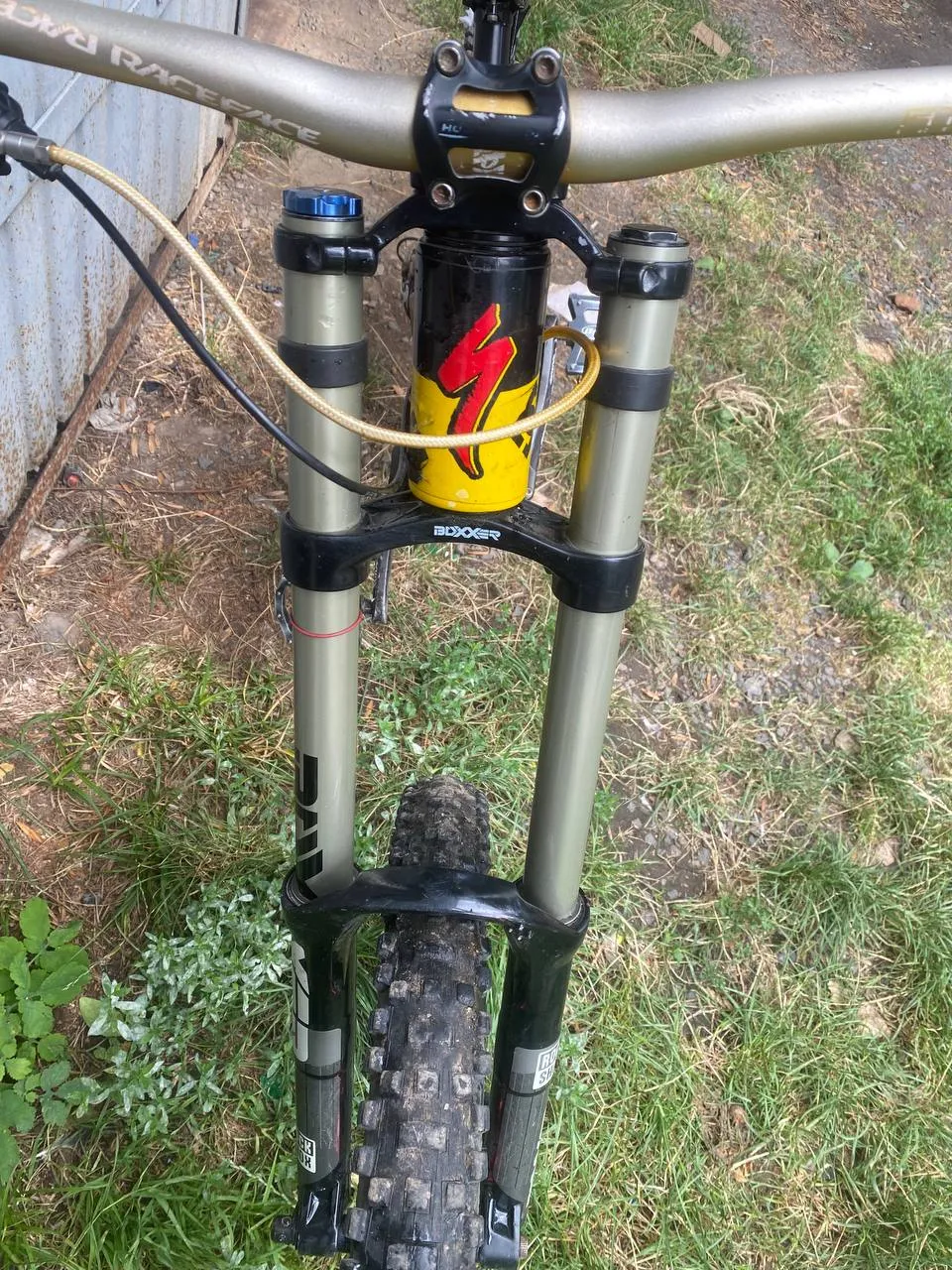 Вилка RockShox Boxxer 200 мм фото 3