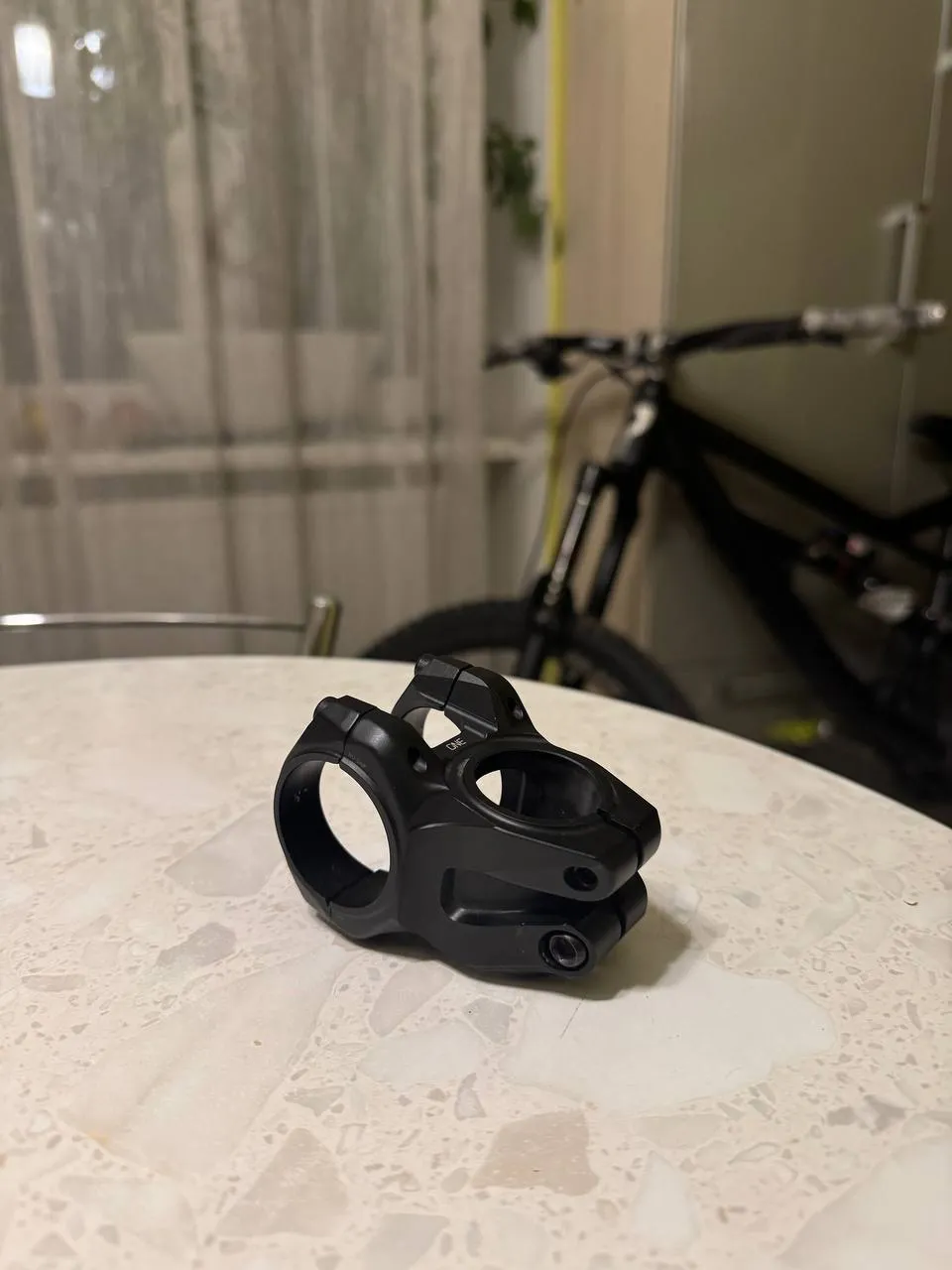 Винос OneUp Components фото 2
