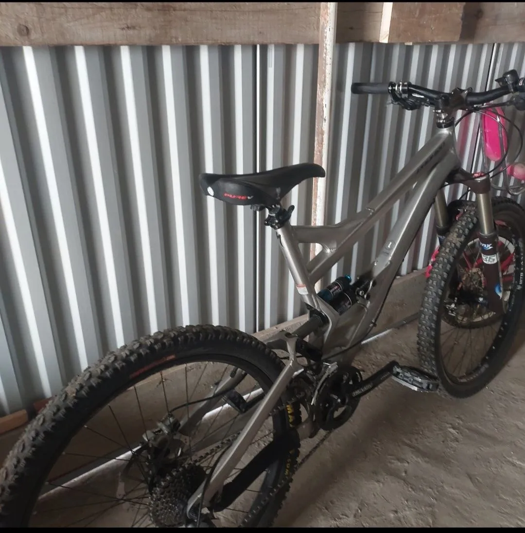 Велосипед Specialized Enduro фото 1