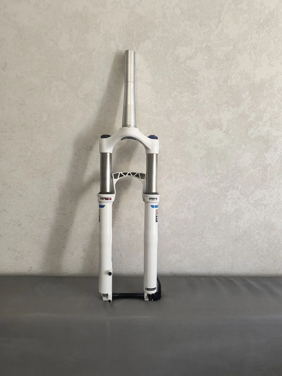 Rock Shox Recon 100мм передня вилка 26" фото 6