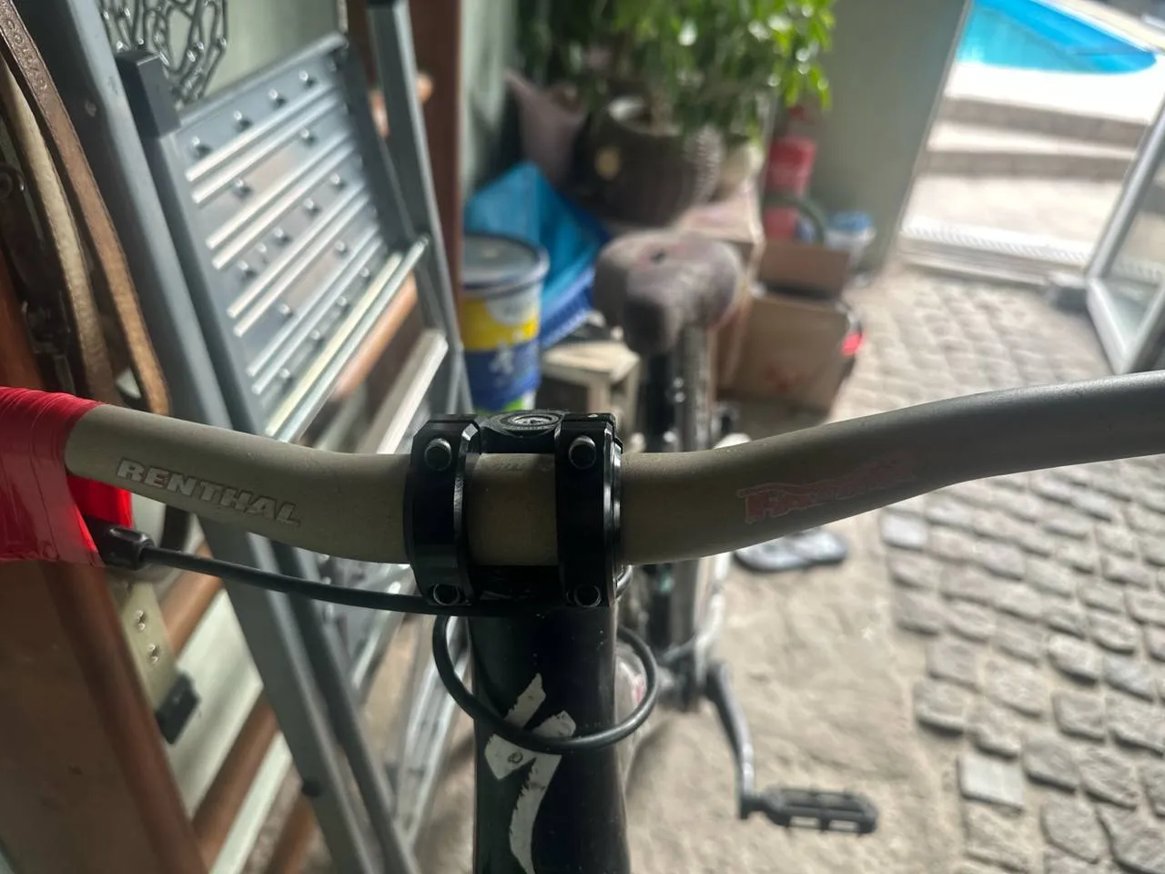 Руль Rental Fatbar 31.8 740 mm фото 1