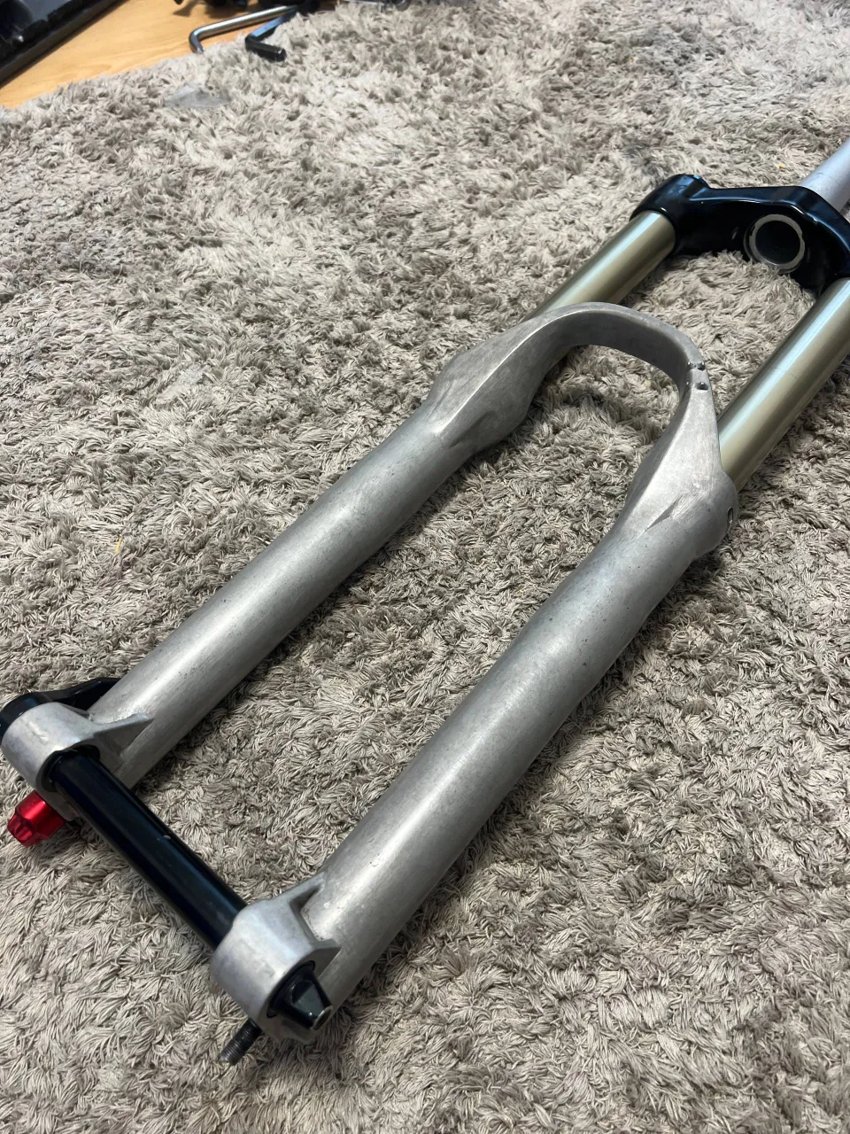 Вилка RockShox Lyrik 180 мм 20x110 фото 3