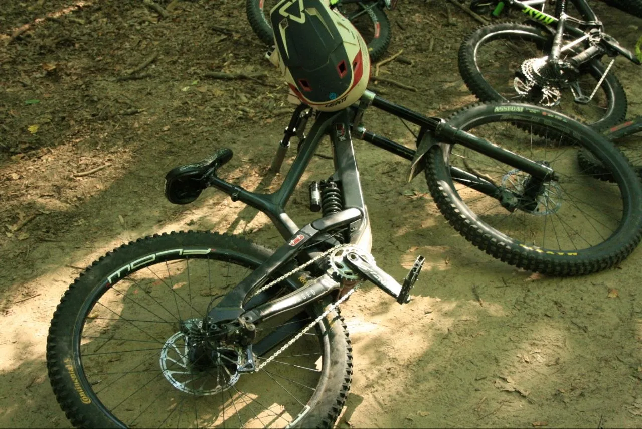 Yt Tues 2021 AL 27.5 M з Rockshox Vivid + Boxxer фото 1