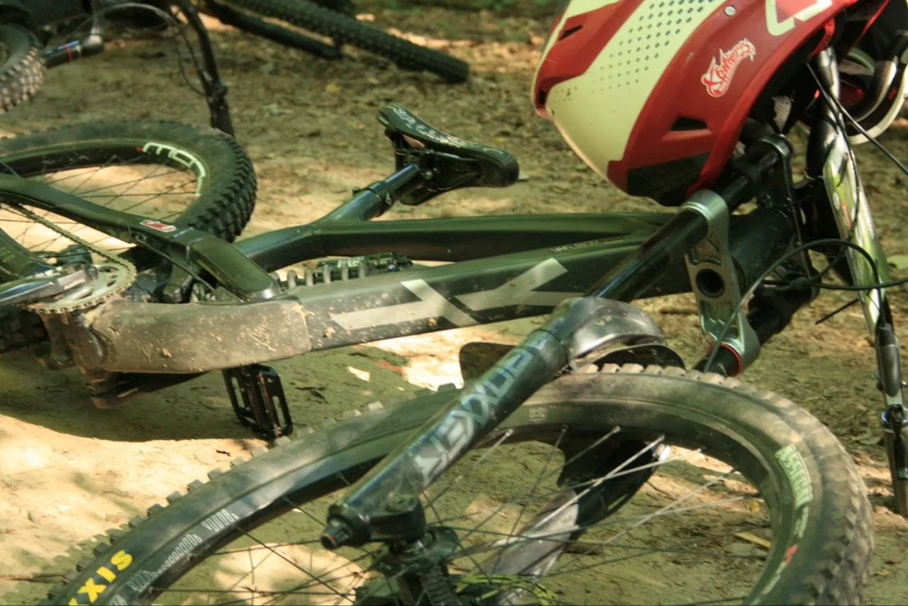 Yt Tues 2021 AL 27.5 M з Rockshox Vivid + Boxxer фото 2