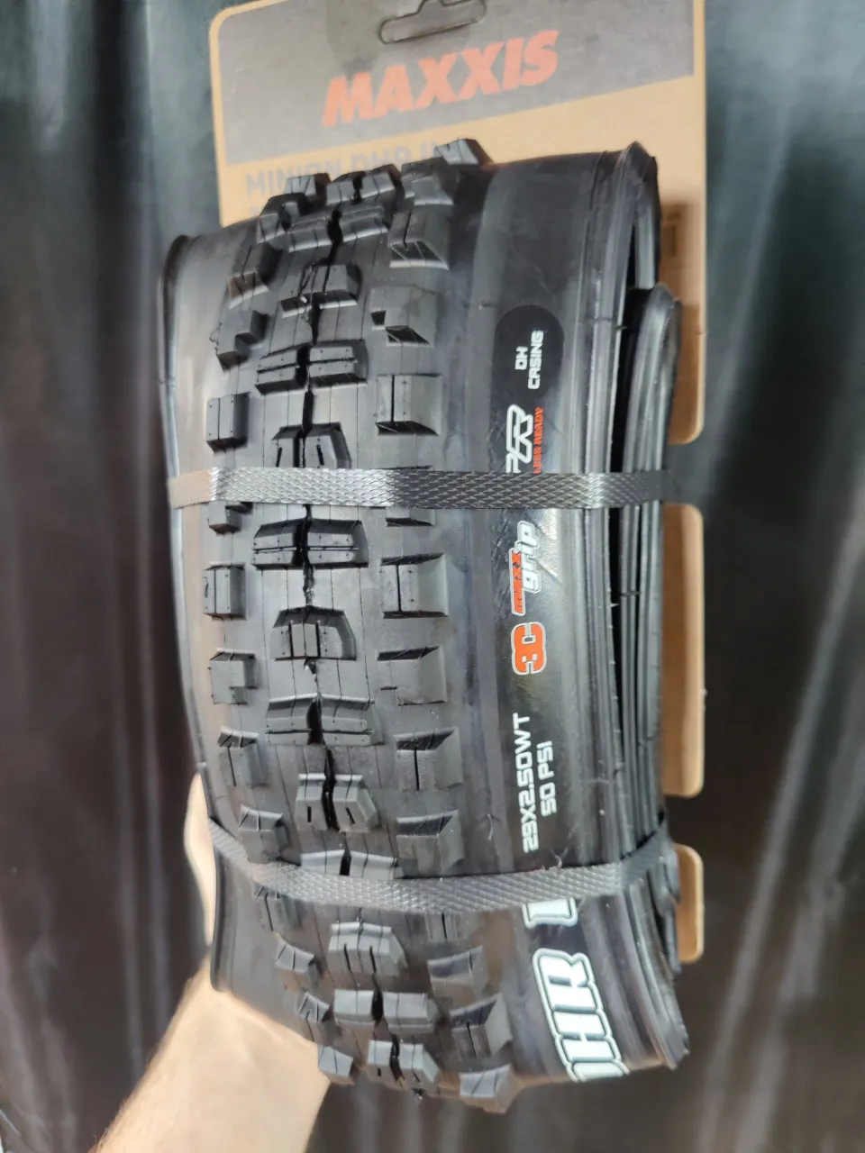 Покрышка Maxxis Minion DHR II 29x2.50 фото 1