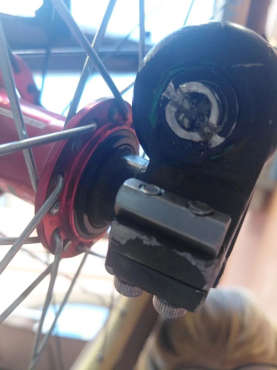 Вилка Manitou Circus Expert 100mm фото 1