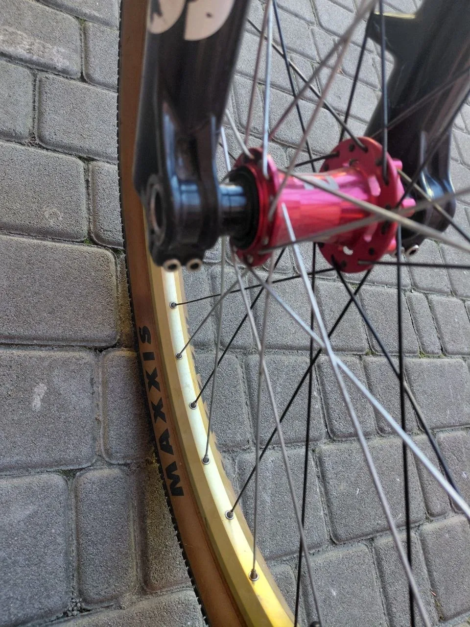 Вилка Manitou Circus Expert 100mm фото 3