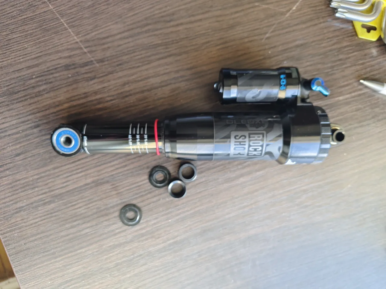 Rock Shox Super Deluxe амортизатор фото 2