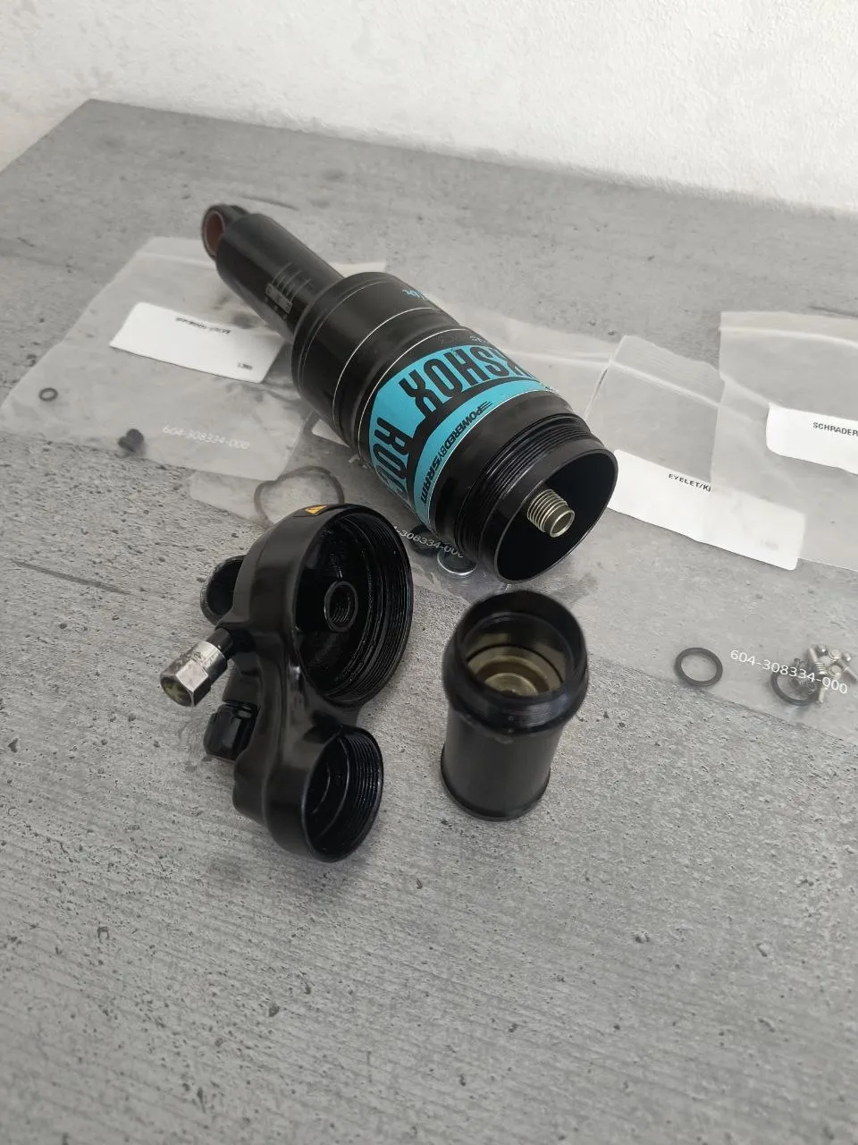 Амортизатор Rock Shox Monarch Plus RC3 фото 8
