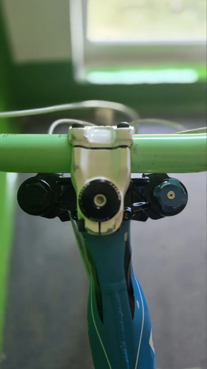 Вилка Rock Shox 200mm 20x110 фото 5