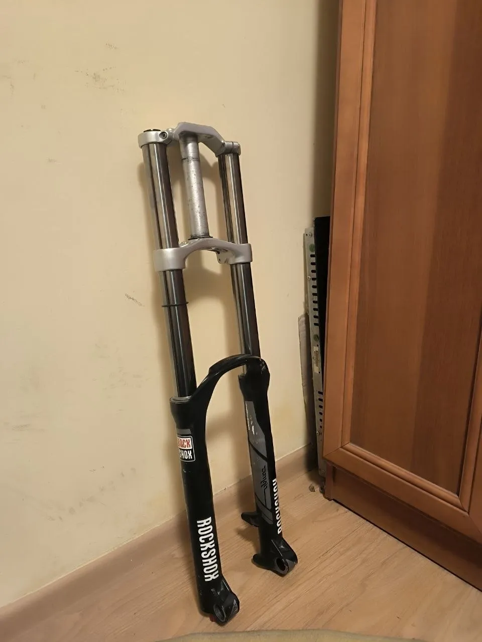 RockShox Domain R 200mm фото 1