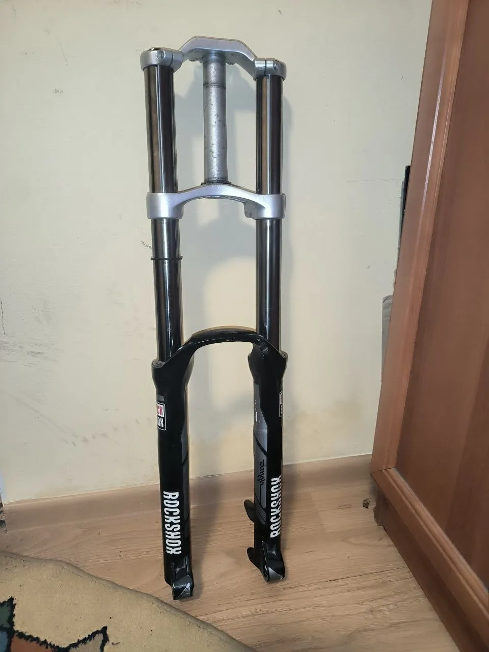 RockShox Domain R 200mm фото 2