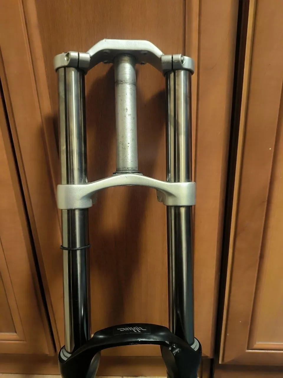 RockShox Domain R 200mm фото 6