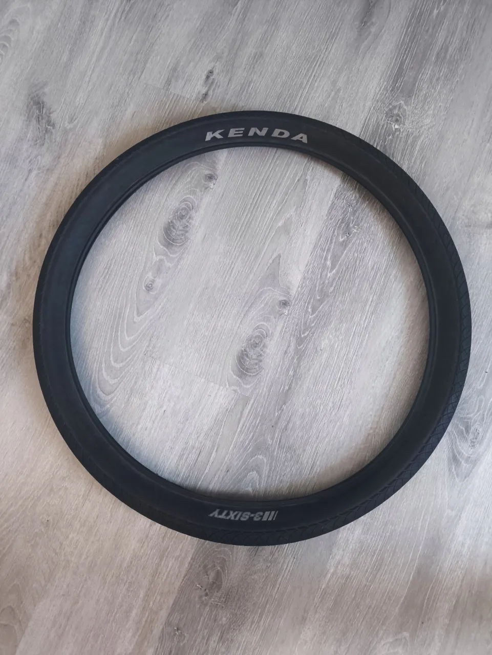 Покришка Kenda 3-Sixty 26 x 2.25" фото 1