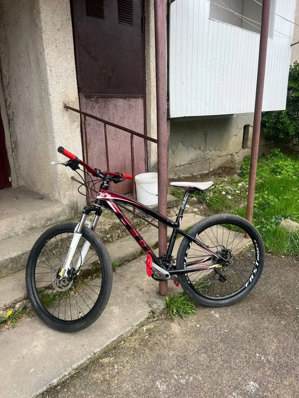 Велосипед Felt Q520 Shimano Deore 26 фото 1
